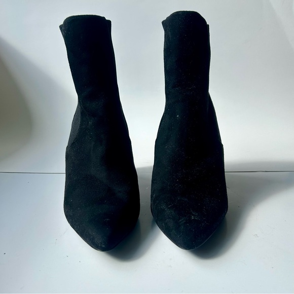 DESIGN LAB Suede Sock Booties (Women’s Size 7 M US) (Hudson’s Bay) - Picture 3 of 9